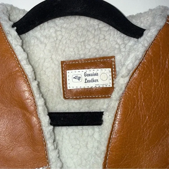 Genuine Leather Vintage 1960 Festival Cropped Sherpa Vest Shearling Lining - Picture 2 of 6